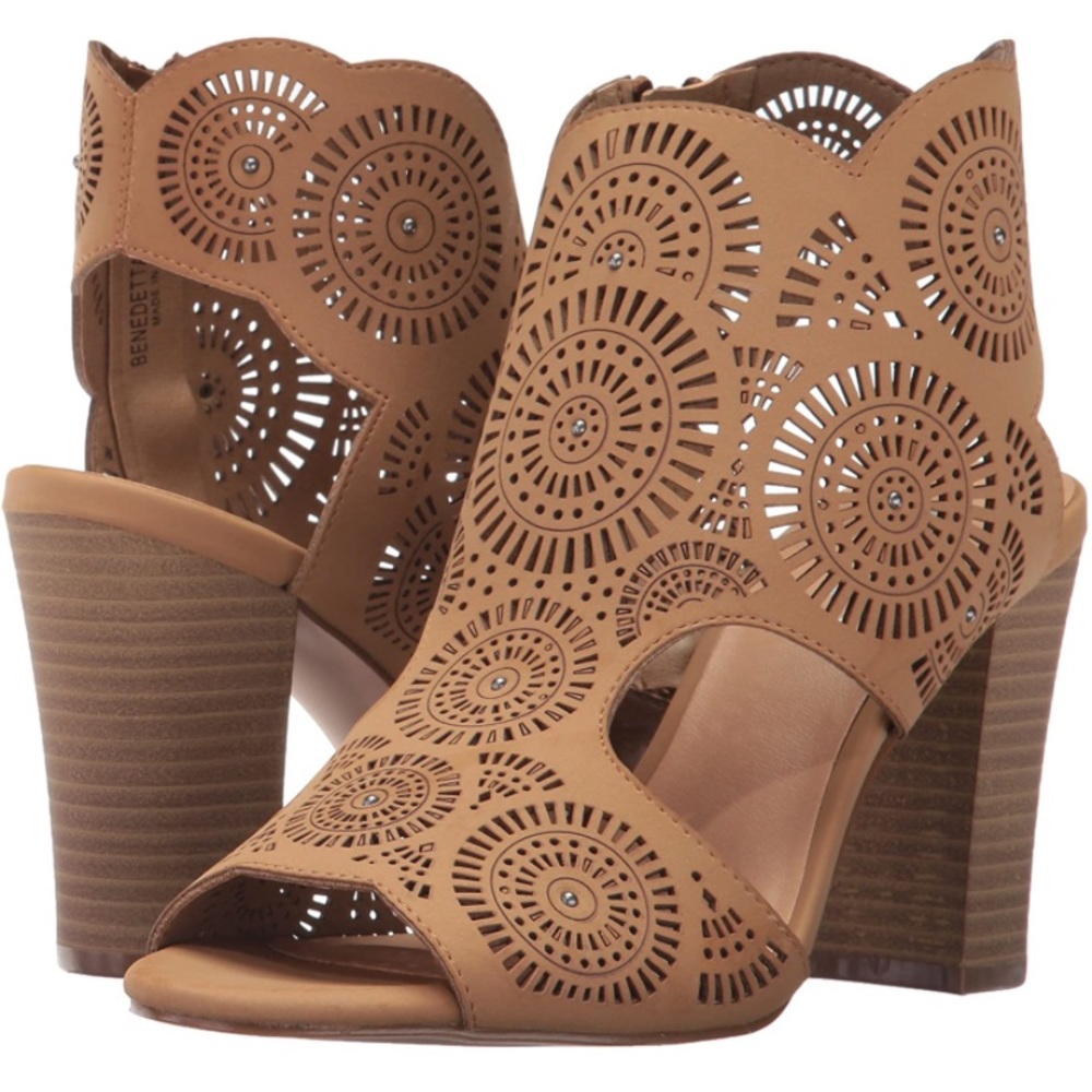 XOXO Benedetta faux suede block heel booties